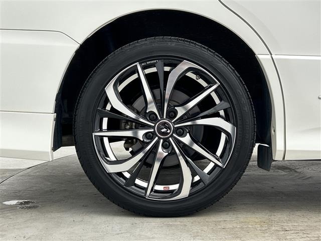 Toyota NOAH 2017 7206063-2