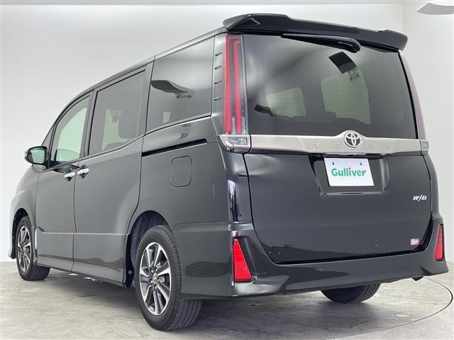 Toyota NOAH 2021 7206064-13