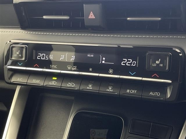 Toyota NOAH 2022 7206073-3