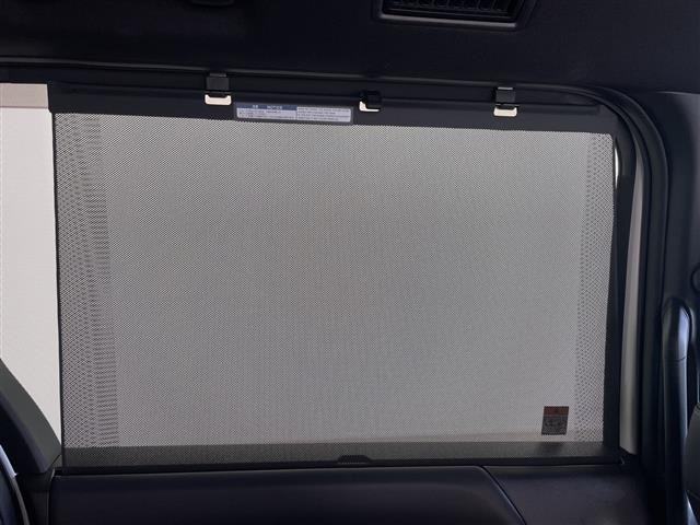 Toyota NOAH 2022 7206073-9