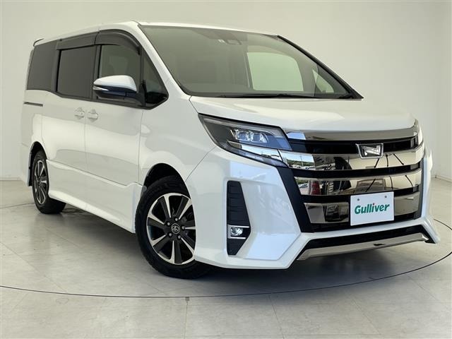 Toyota NOAH 2017 7206075-0