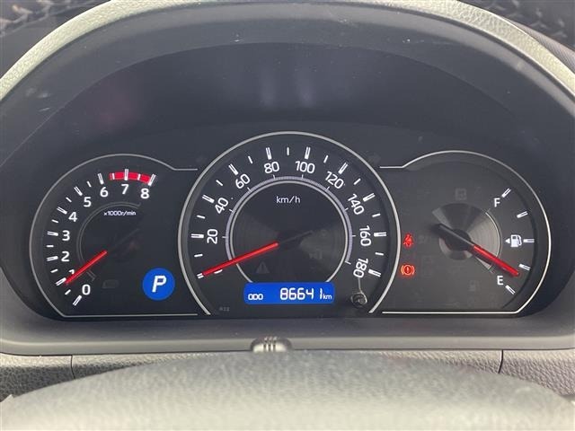 Toyota NOAH 2017 7206075-1