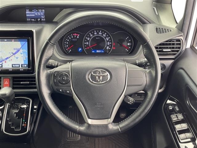 Toyota NOAH 2017 7206075-22