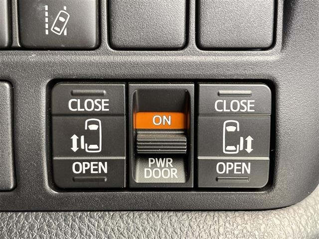 Toyota NOAH 2017 7206075-4