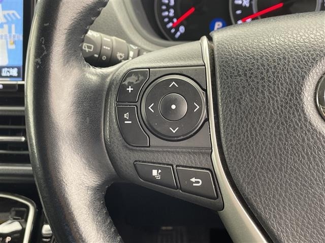 Toyota NOAH 2017 7206075-5