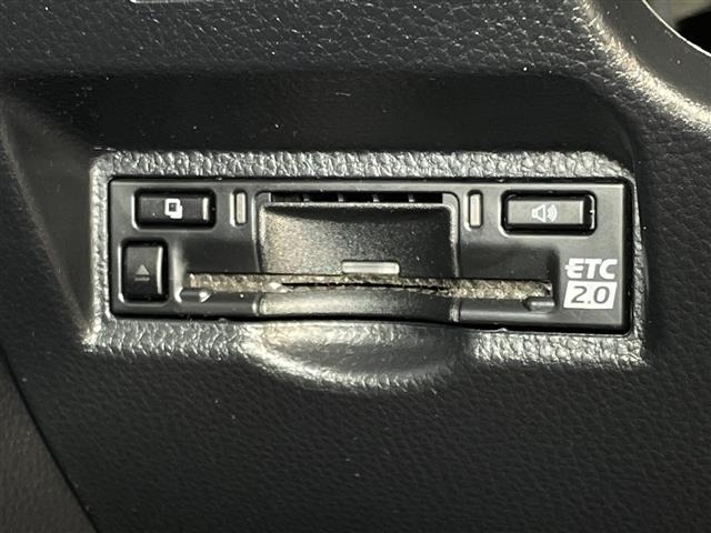 Toyota NOAH 2023 7206078-3