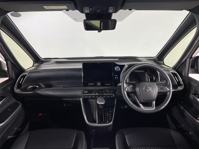 Toyota NOAH 2023 7206078-4