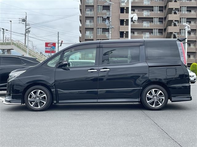 Toyota NOAH 2019 7206094-6