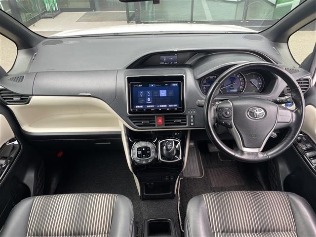 Toyota NOAH 2020 7206095-14