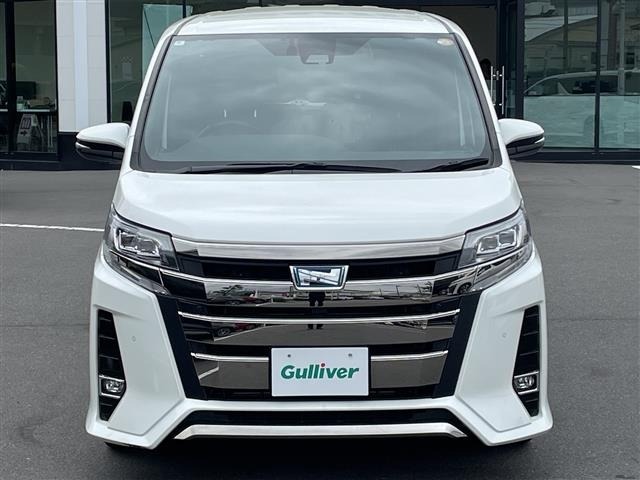 Toyota NOAH 2020 7206095-2
