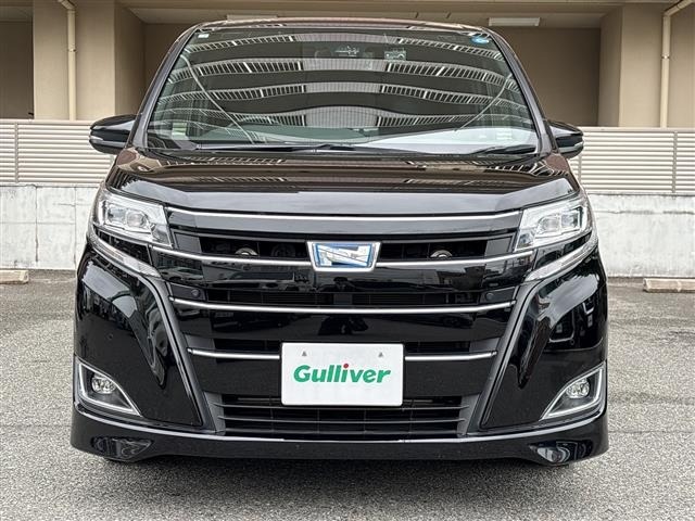Toyota NOAH 2021 7206101-6