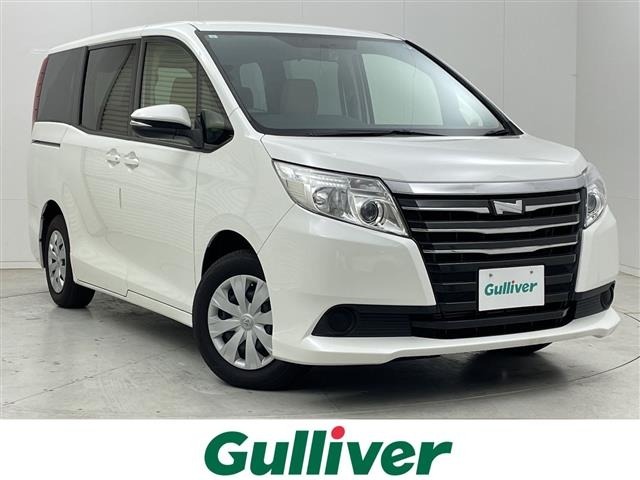 Toyota NOAH 2017 7206102-0