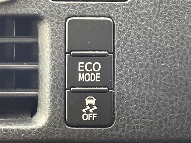Toyota NOAH 2014 7206104-12