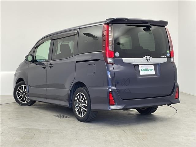 Toyota NOAH 2014 7206104-13