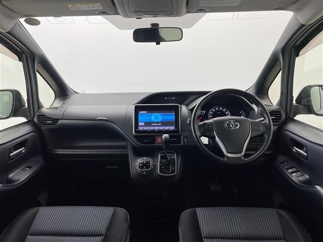 Toyota NOAH 2014 7206104-14