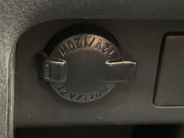 Toyota NOAH 2014 7206104-20