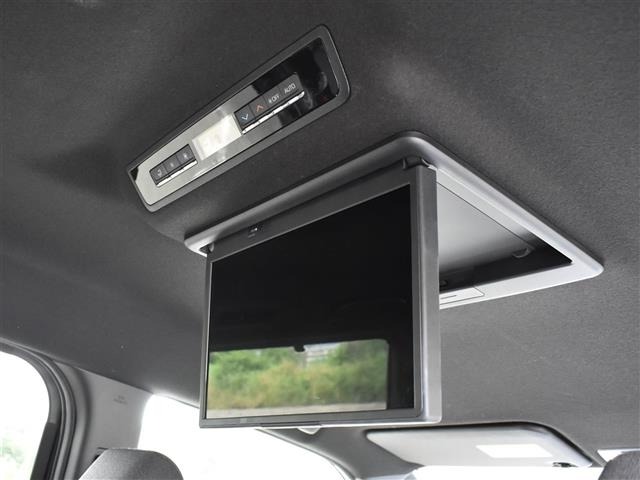 Toyota NOAH 2024 7206105-1