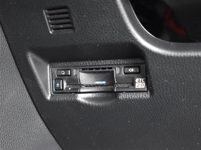 Toyota NOAH 2024 7206105-11