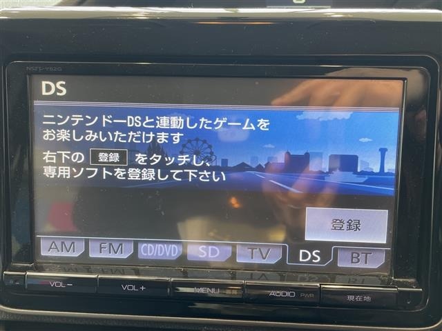 Toyota NOAH 2014 7206110-3