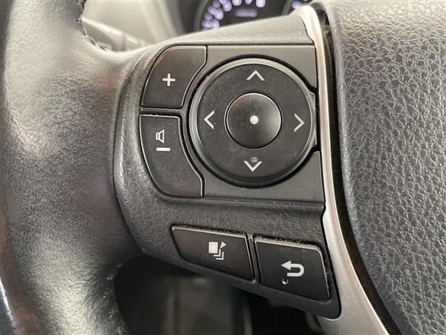 Toyota NOAH 2019 7206113-1