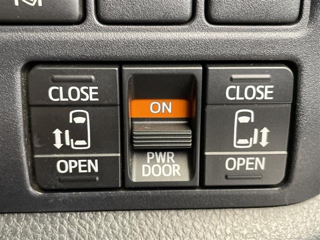 Toyota NOAH 2019 7206113-9