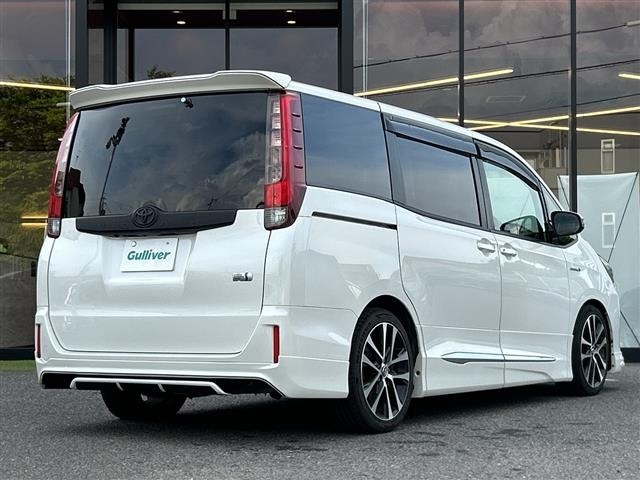 Toyota NOAH 2014 7206114-14