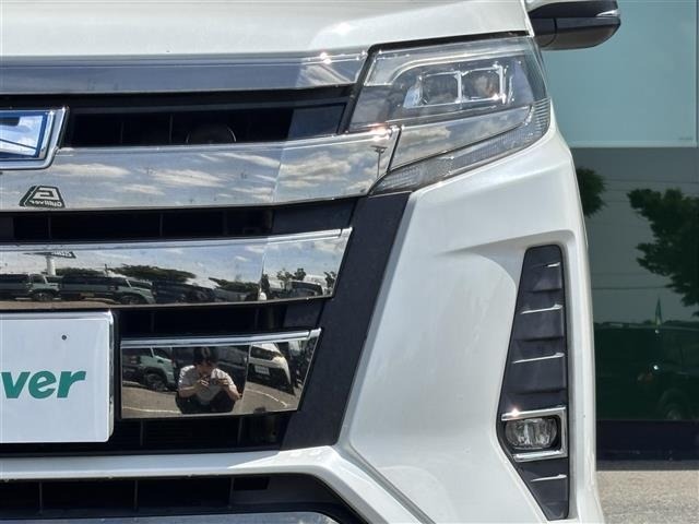 Toyota NOAH 2017 7206115-21