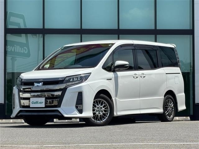Toyota NOAH 2017 7206115-9