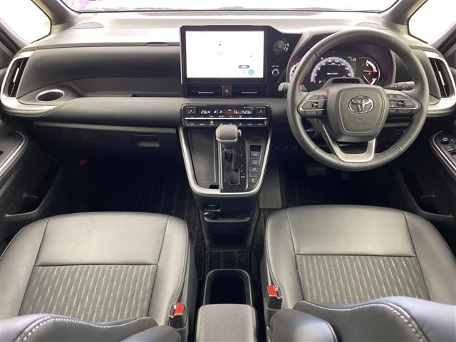 Toyota NOAH 2024 7206116-14