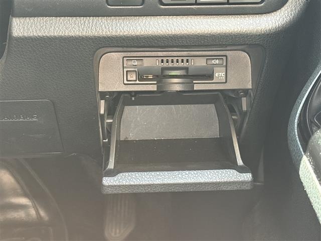 Toyota NOAH 2019 7206132-1