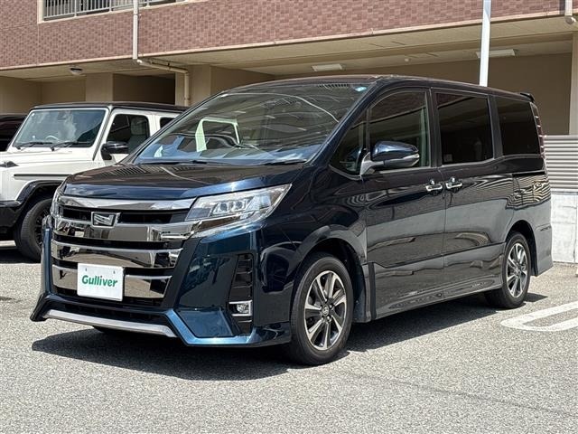 Toyota NOAH 2019 7206132-3