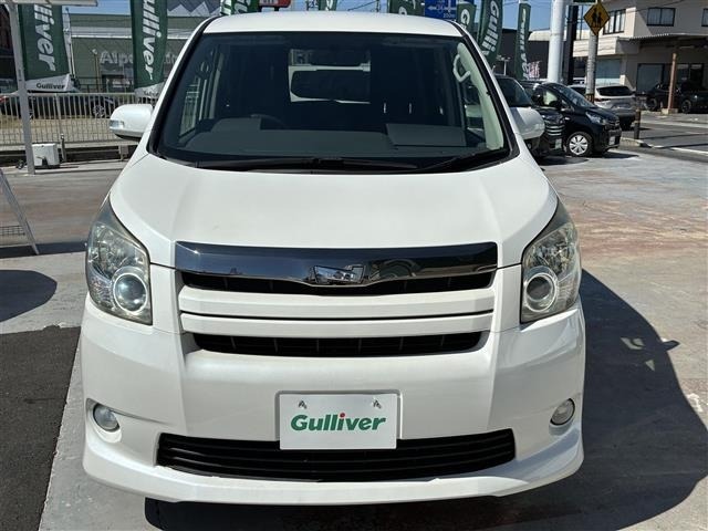 Toyota NOAH 2009 7206181-15