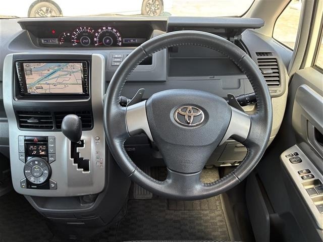 Toyota NOAH 2009 7206181-19