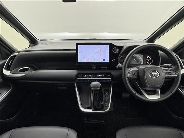 Toyota NOAH 2022 7206182-15