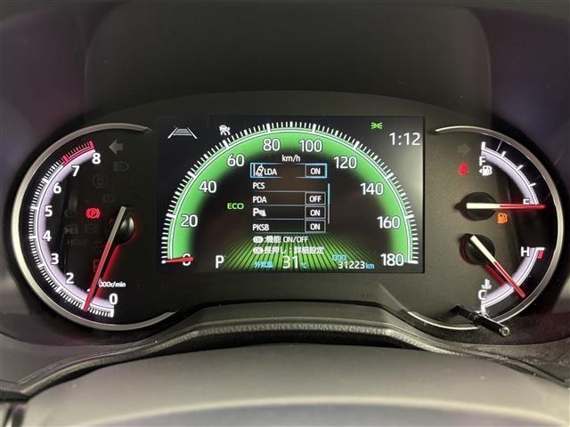 Toyota NOAH 2022 7206182-17