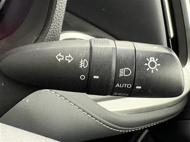 Toyota NOAH 2022 7206182-22