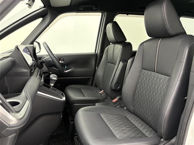 Toyota NOAH 2022 7206182-6