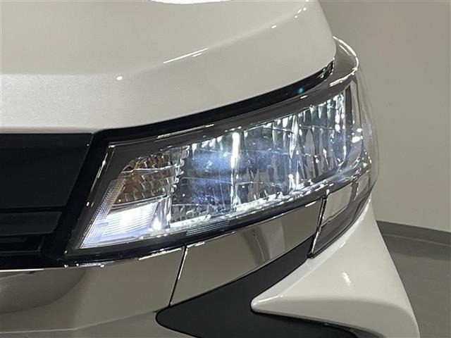 Toyota NOAH 2025 7206200-13