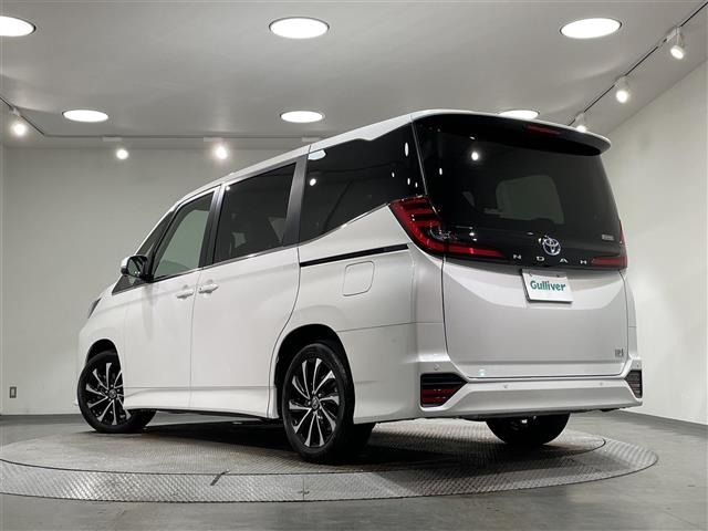 Toyota NOAH 2025 7206200-14