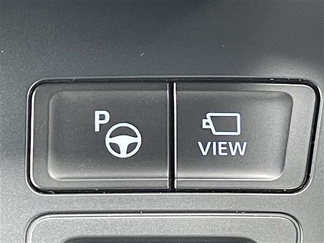 Toyota NOAH 2022 7206205-1