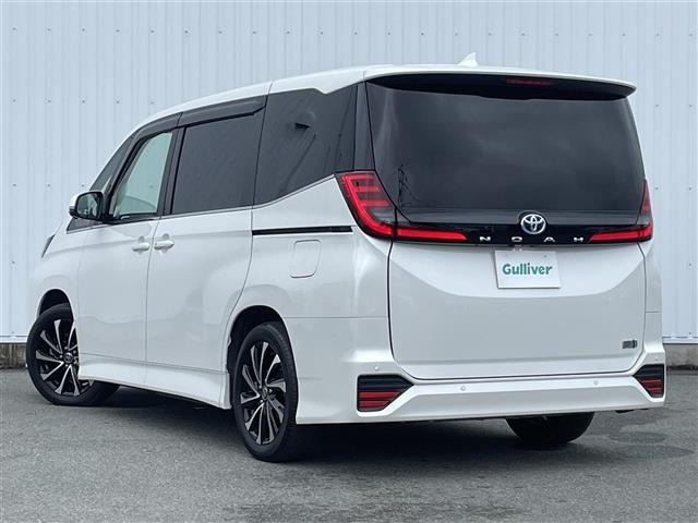 Toyota NOAH 2022 7206205-13