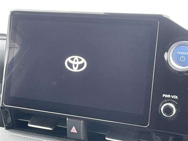 Toyota NOAH 2022 7206205-16