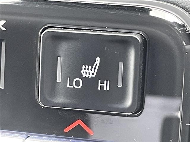 Toyota NOAH 2022 7206205-21