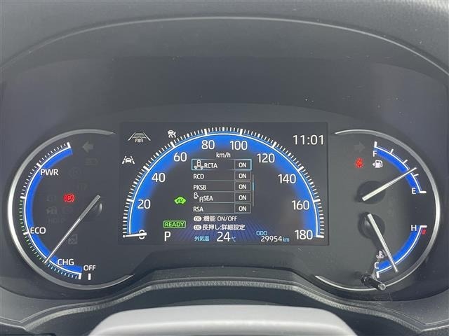 Toyota NOAH 2022 7206205-6