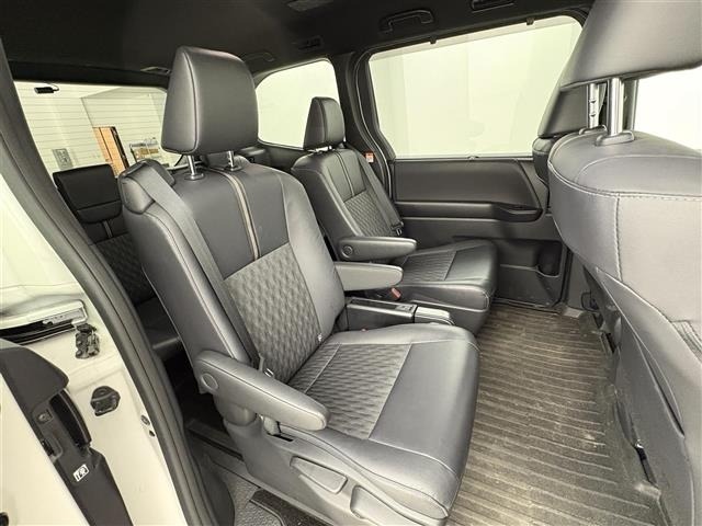 Toyota NOAH 2023 7206207-11