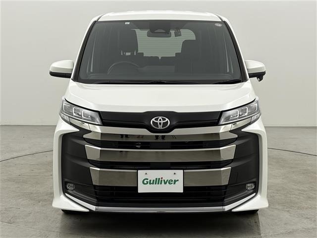 Toyota NOAH 2023 7206207-14