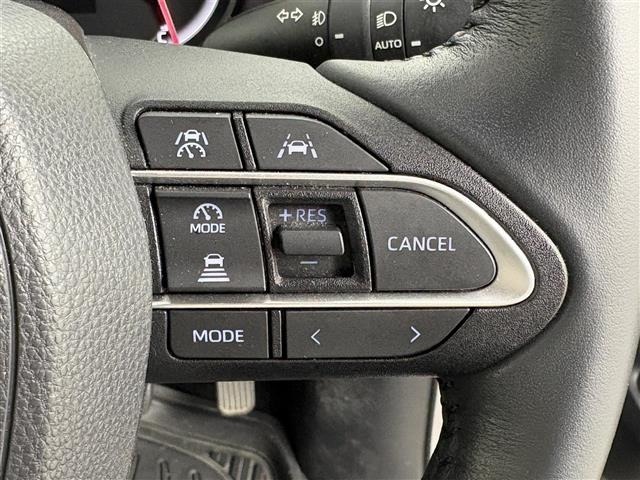 Toyota NOAH 2023 7206207-3