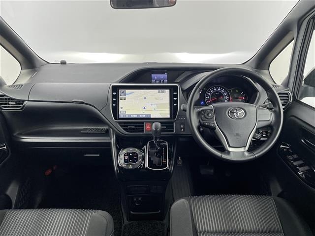 Toyota NOAH 2021 7206230-15