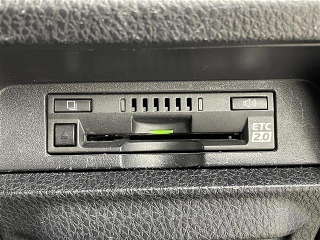Toyota NOAH 2021 7206230-5