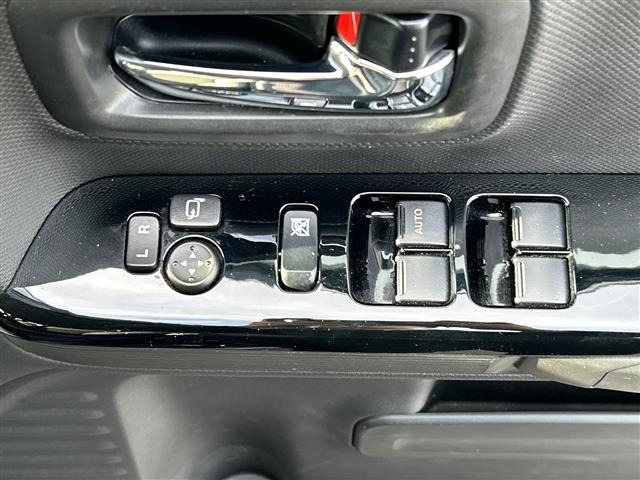 Suzuki SPACIA 2019 7194442-4
